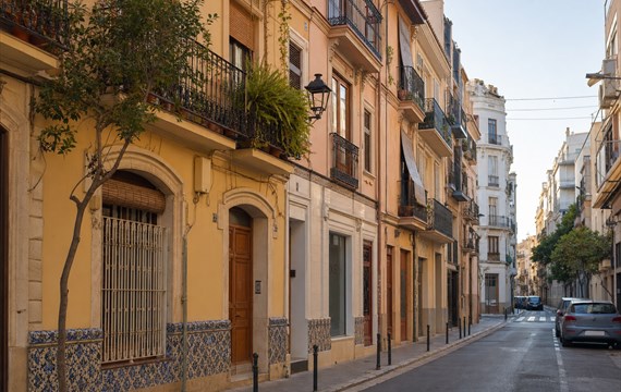 Mediterranean residential streetscape in Valencia